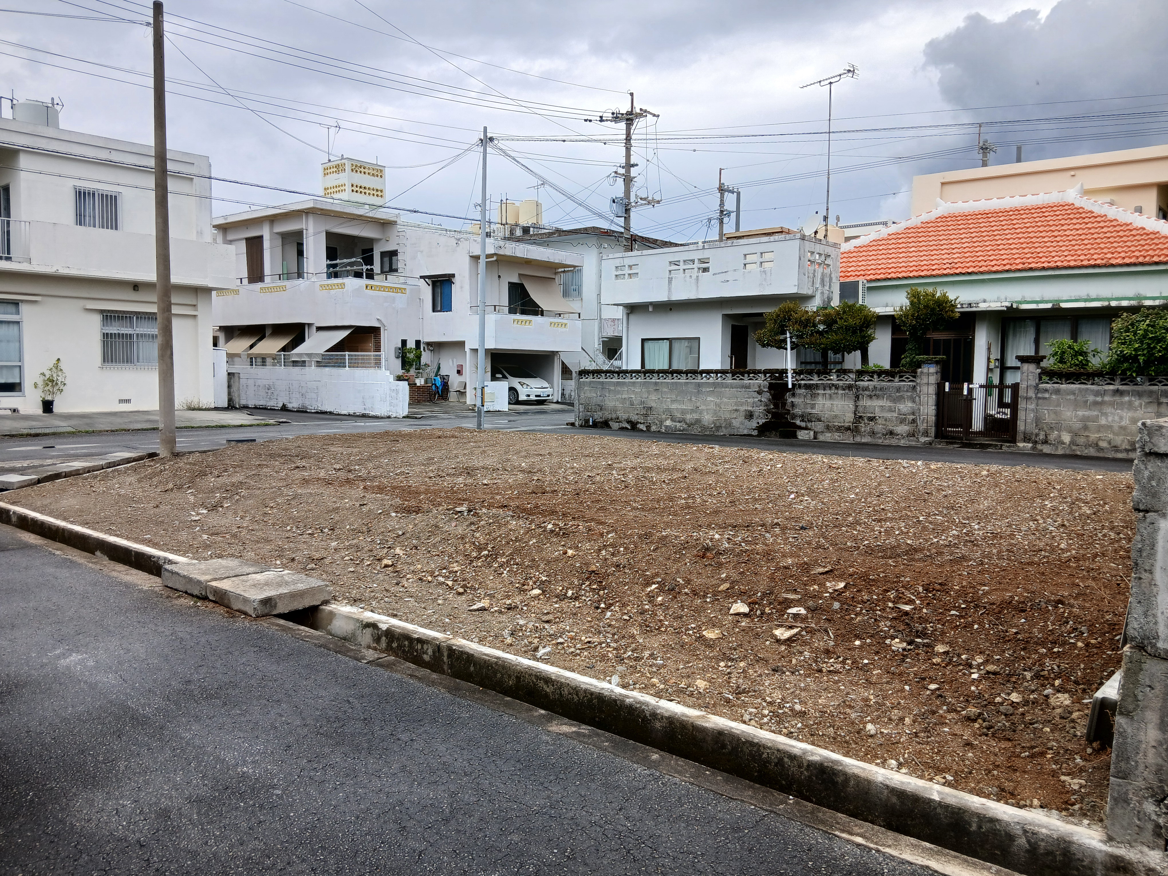 【沖縄市泡瀬５丁目】売土地